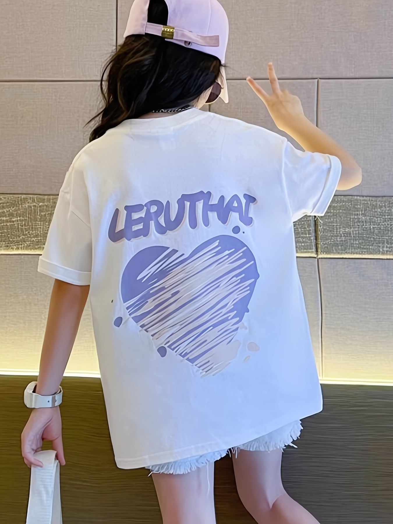 Letters Print Heart Graphic Crew Neck T-Shirt