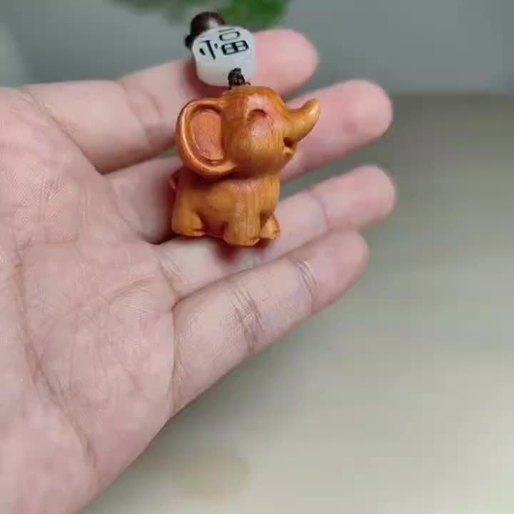 Country Rustic Pine Wood Elephant Keychain